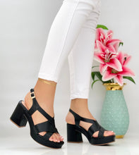 Cargar imagen en el visor de la galería, MARGARETH NEGRO
