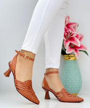 Cargar imagen en el visor de la galería, AMPARO MIEL
