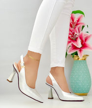 Cargar imagen en el visor de la galería, MARIBEL PLATA
