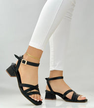 Cargar imagen en el visor de la galería, ELBA NEGRO
