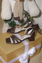 Cargar imagen en el visor de la galería, ROSITA CHOCOLATE
