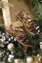 Cargar imagen en el visor de la galería, JULIETA MARRÓN
