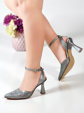 Cargar imagen en el visor de la galería, BLANCA CAÑO FUSIL
