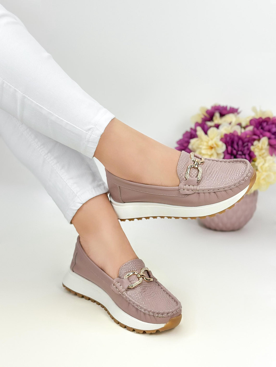 GRETEL TAUPE