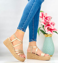 Cargar imagen en el visor de la galería, ESPERANZA DORADO
