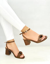 Cargar imagen en el visor de la galería, JUDITH MARRON
