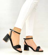 Cargar imagen en el visor de la galería, JUDITH NEGRO
