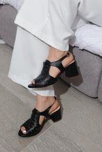 Cargar imagen en el visor de la galería, MARTHA NEGRO
