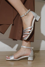 Cargar imagen en el visor de la galería, ROSITA  PLATA
