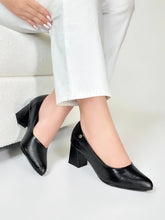 Cargar imagen en el visor de la galería, RENATA NEGRO
