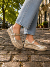 Cargar imagen en el visor de la galería, LUCY DORADO
