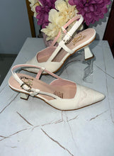 Cargar imagen en el visor de la galería, LUCIANA BEIGE
