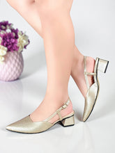 Cargar imagen en el visor de la galería, ANDREA DORADO
