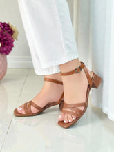 Cargar imagen en el visor de la galería, ELBA MIEL
