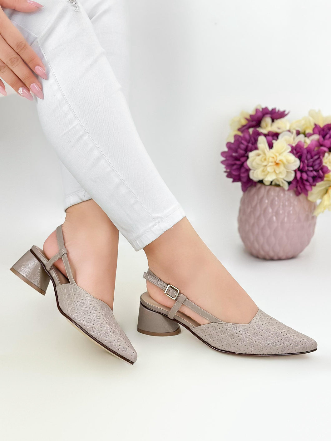 EDITH TAUPE